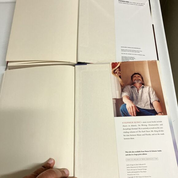 Stephen King Lot of (2) From a Buick 8, Cell - Hardcover Books - Acceptable - Picture 5 of 14